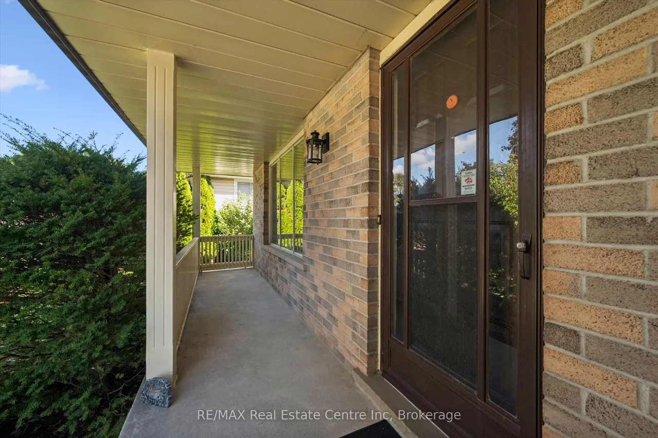 7 Countryside Crescent — photo 2