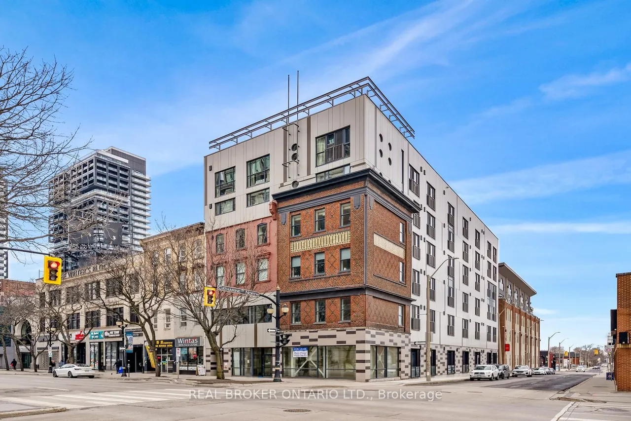 121 King St Street E — photo 2