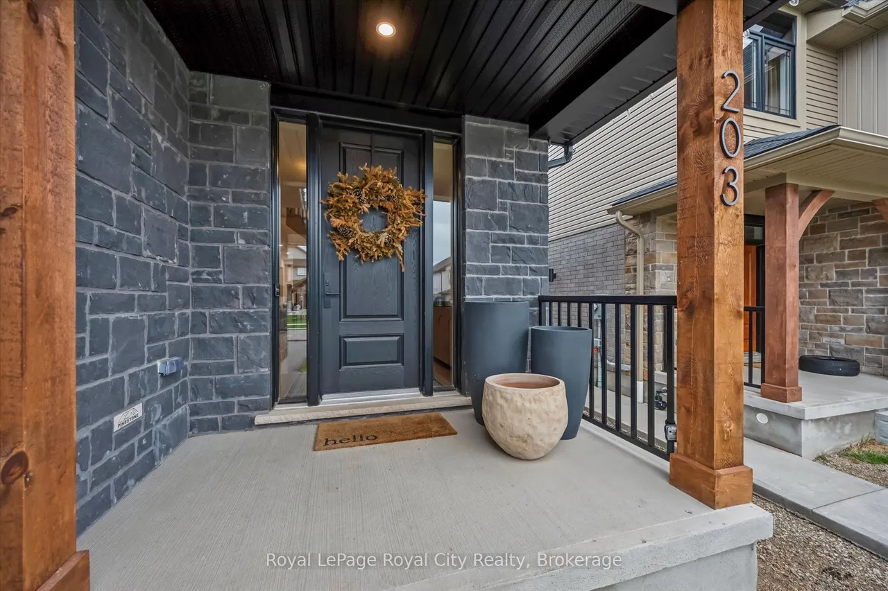 203 Schmidt Drive — photo 2