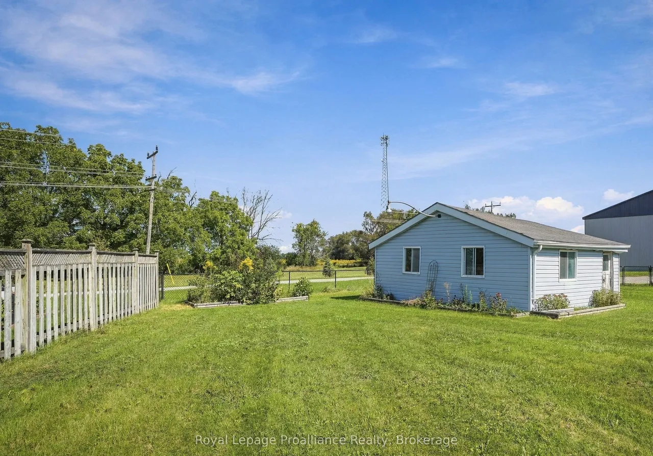 99 Westwind Crescent — photo 41