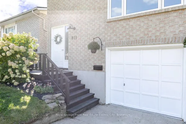811 Mountain Ash Road
