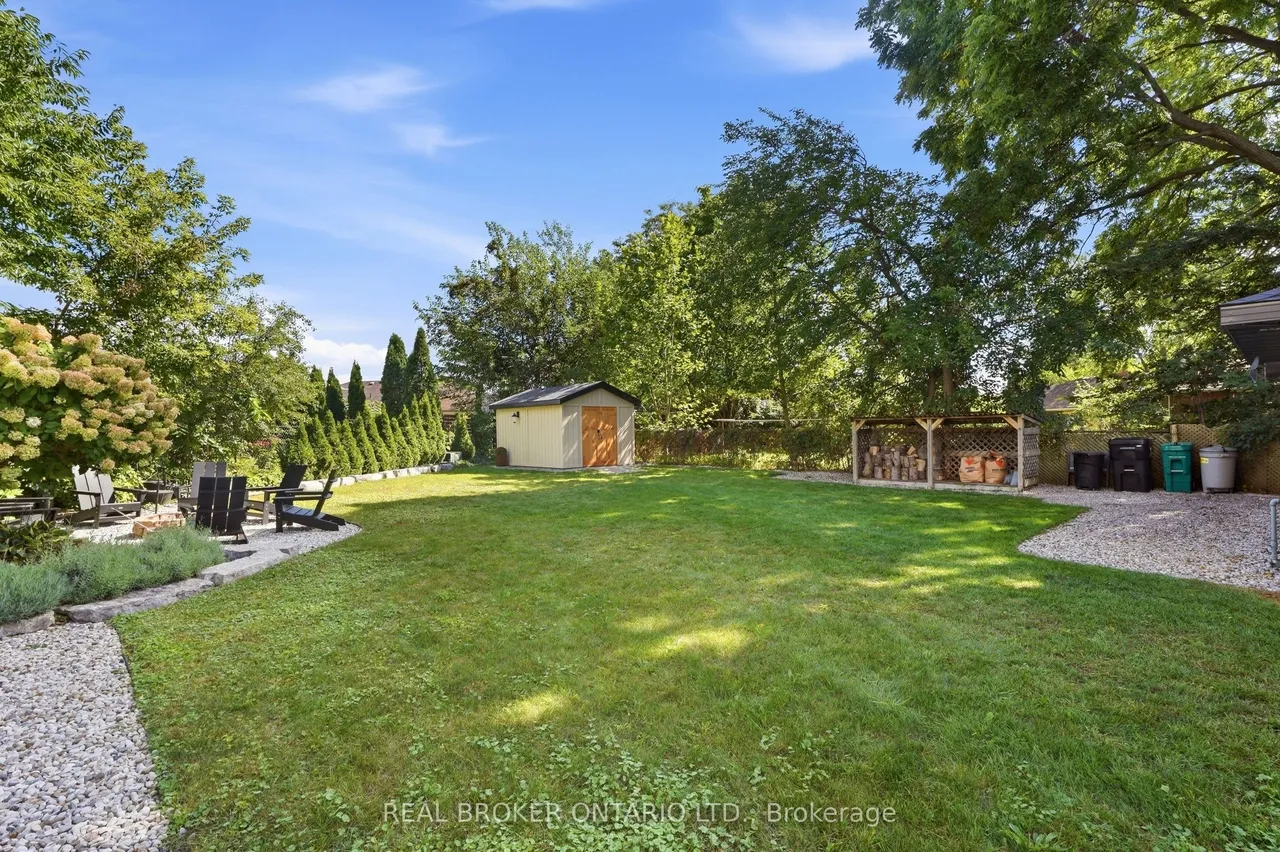 15 Linton Place — photo 48
