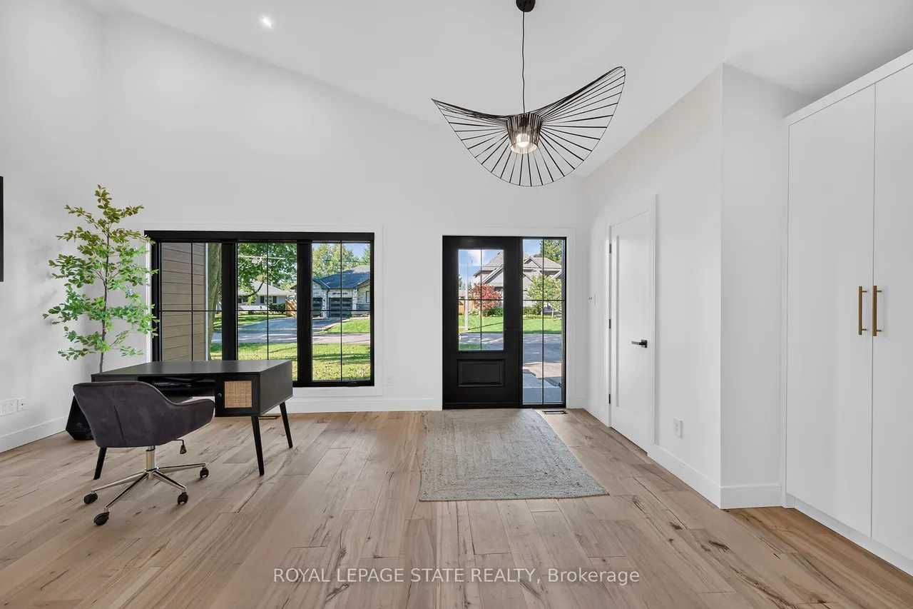 491 Anson Drive — photo 2