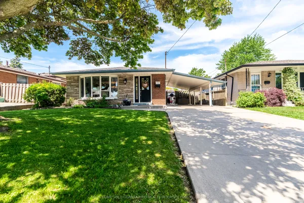 130 Burrwood Drive — photo 2