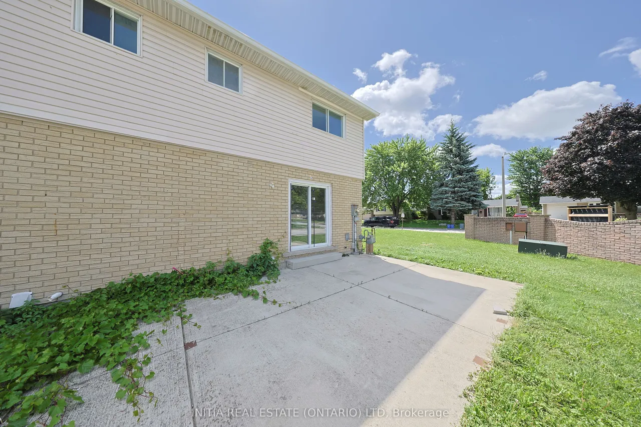 348 Cameron Street — photo 27