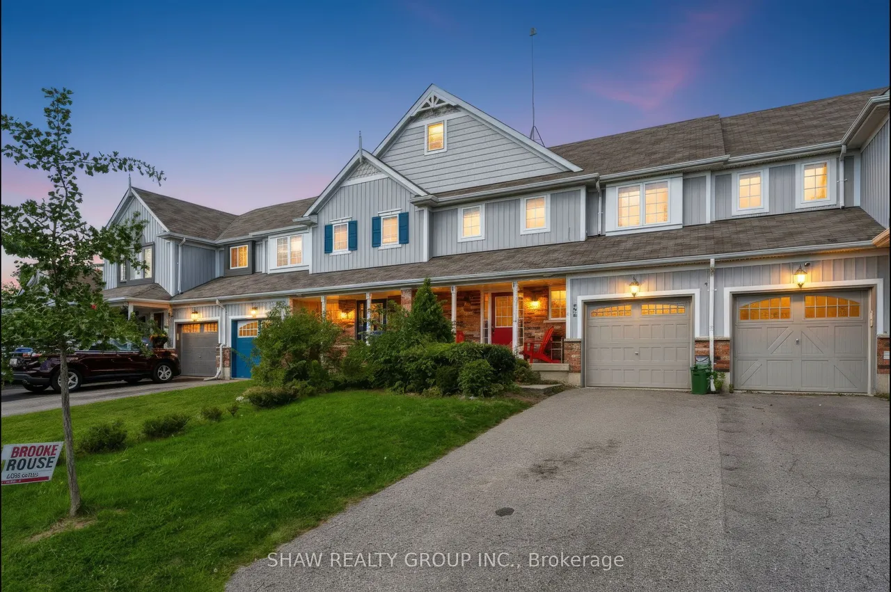 24 Fallingbrook Crescent — photo 2