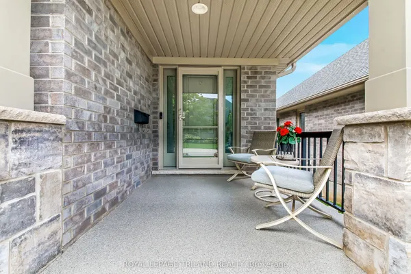 234 Peach Tree Boulevard — photo 2