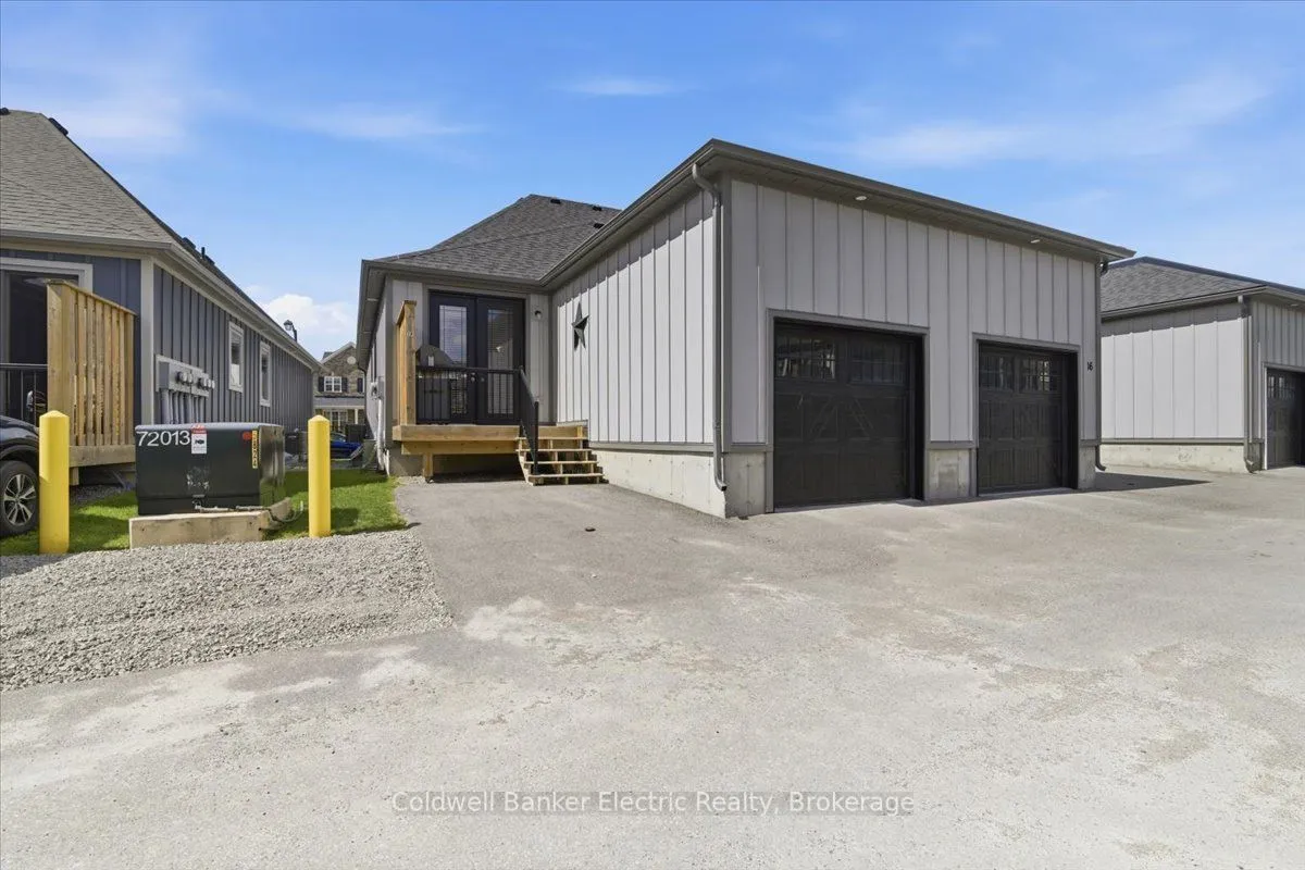 80 Marsh Avenue — photo 28