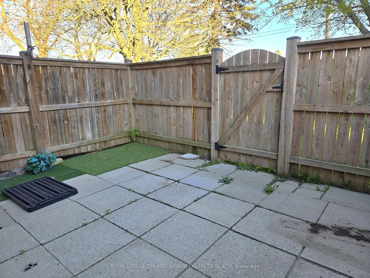 1330 Jalna Boulevard — photo 13