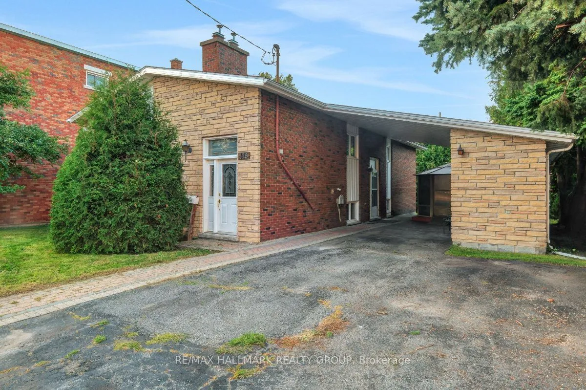 175 Carillon Street — photo 2