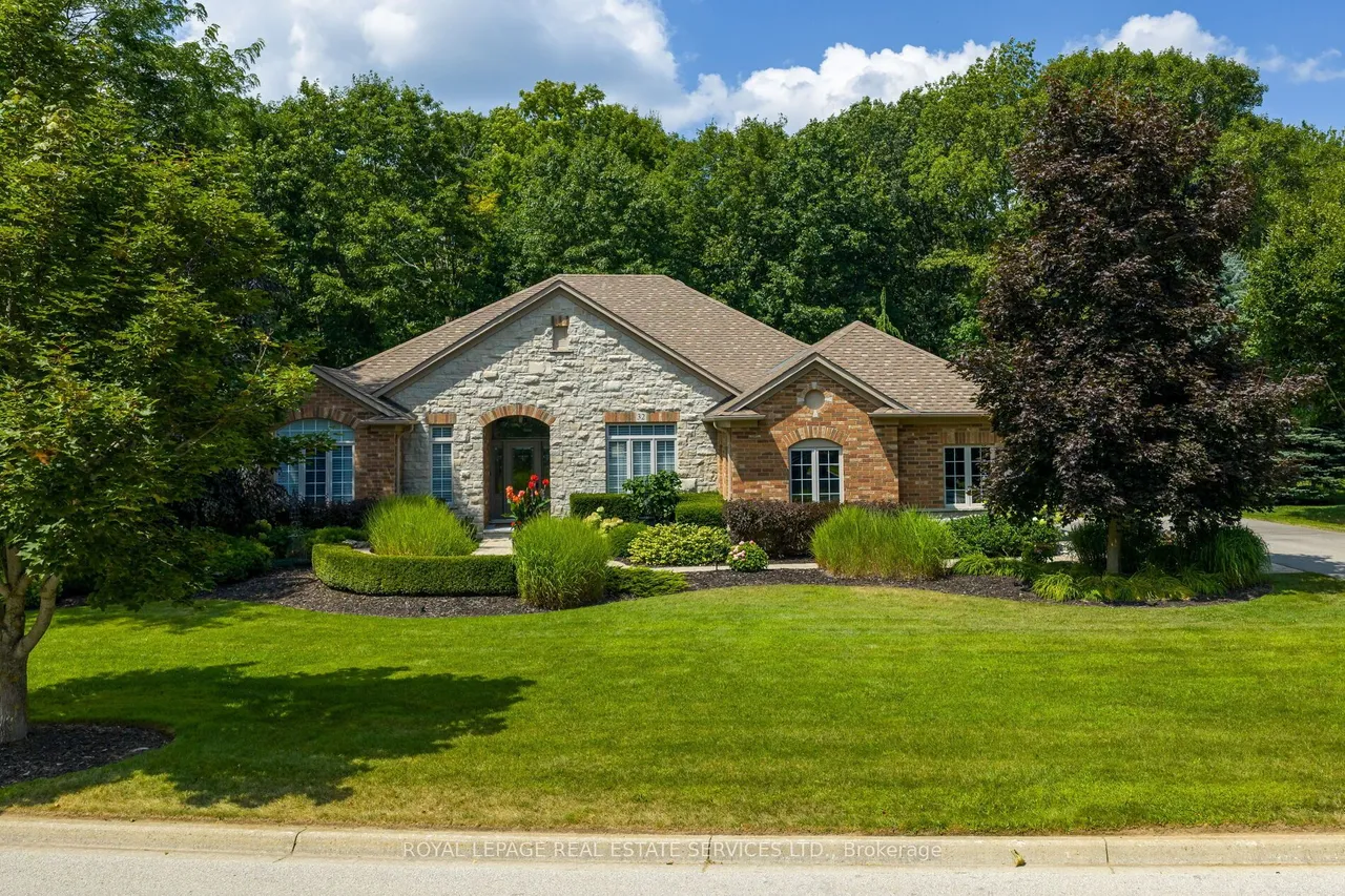 32 Parkshore Place — photo 2