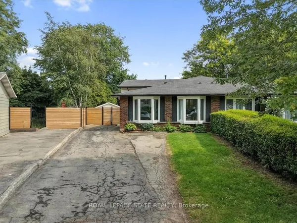 27 Gretna Court — photo 2