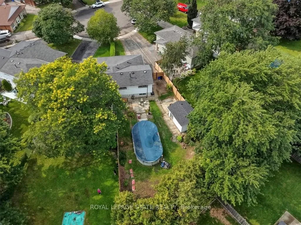 27 Gretna Court — photo 47