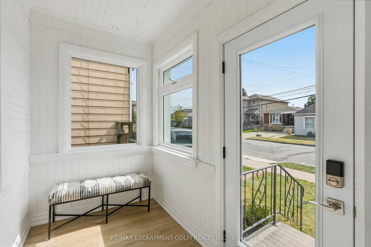 19 Vansitmart Avenue — photo 3