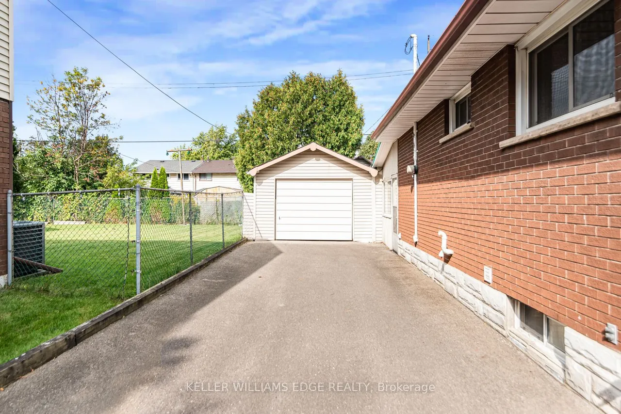 30 Goldfinch Road — photo 47