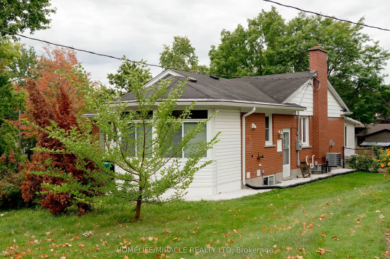 25 Thornridge Crescent — photo 3