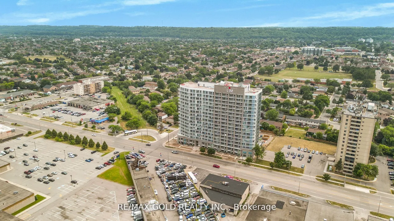 2782 Barton Street E — photo 40