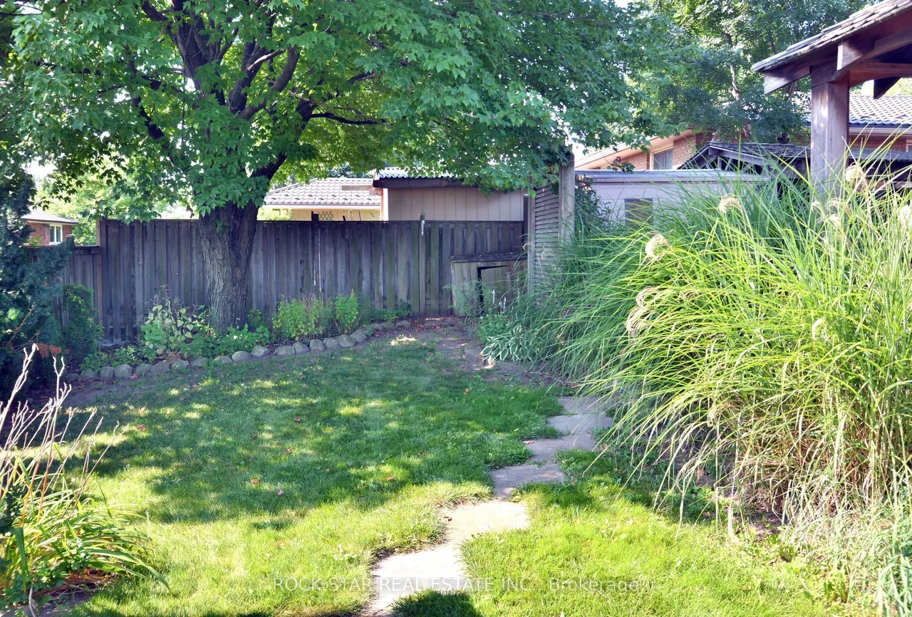 867 Upper Sherman Avenue — photo 34