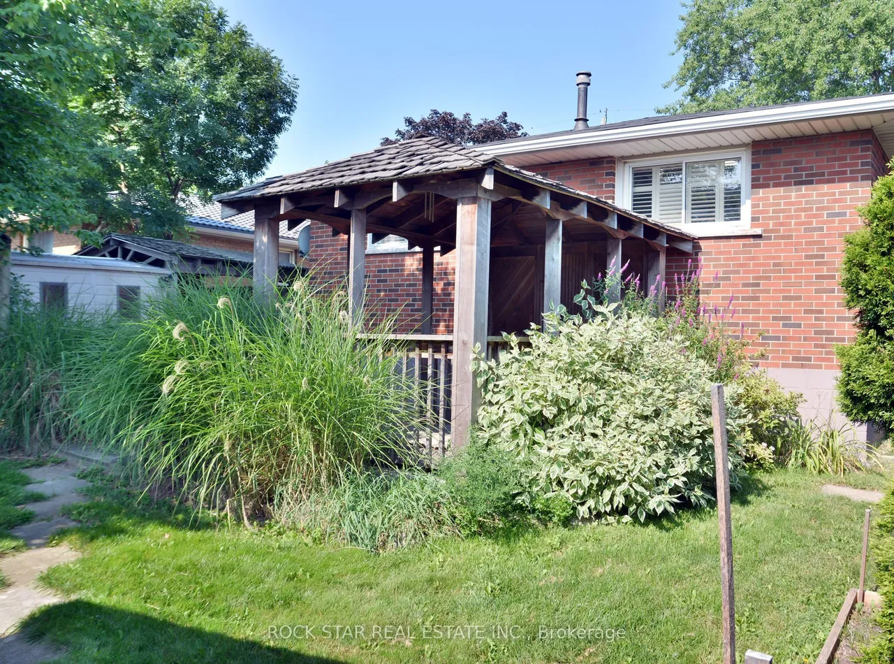 867 Upper Sherman Avenue — photo 33