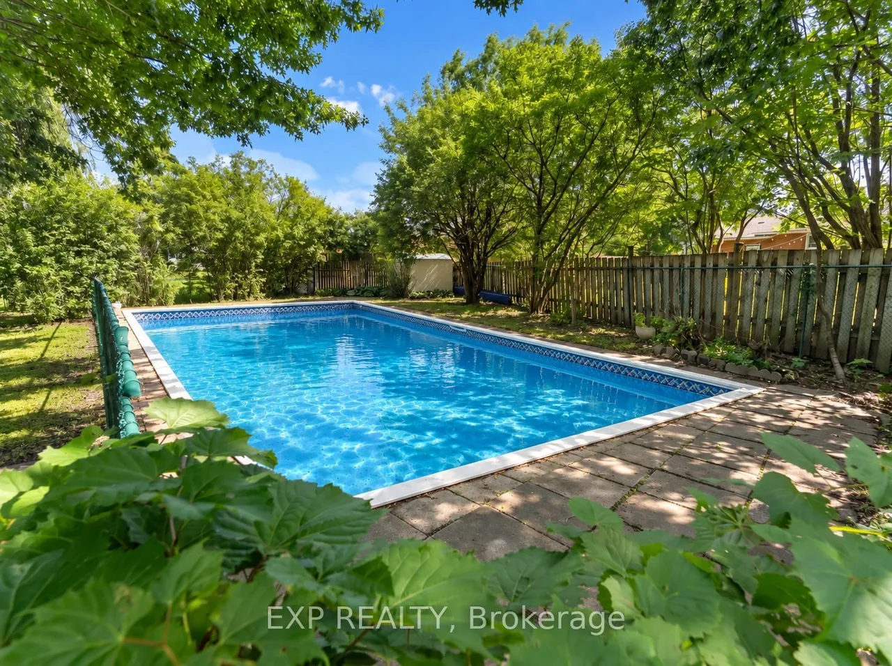 3546 Eton Crescent — photo 49