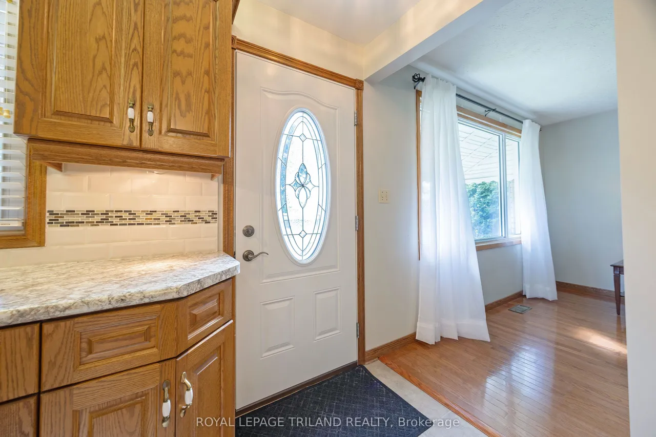 16 Sparta Street — photo 3