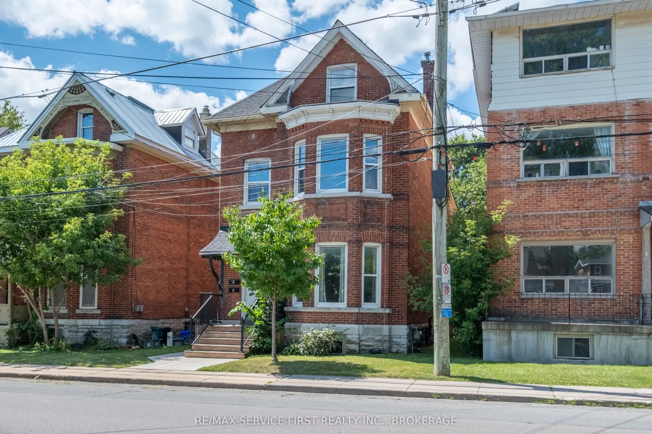 392 Alfred Street — photo 2
