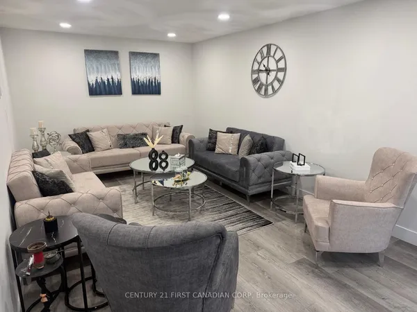 6 Nicholas Crescent — photo 2
