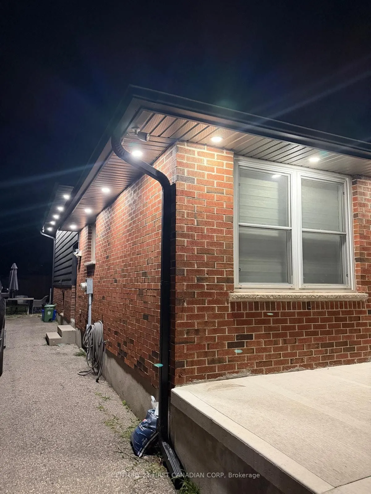 6 Nicholas Crescent — photo 43