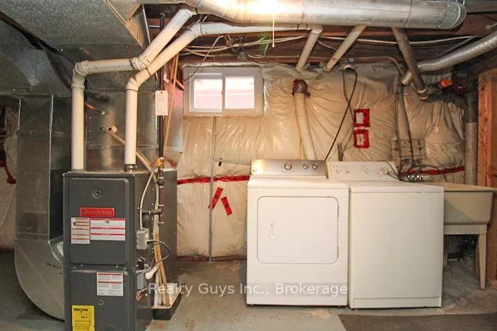 590 Mccannan Avenue — photo 32
