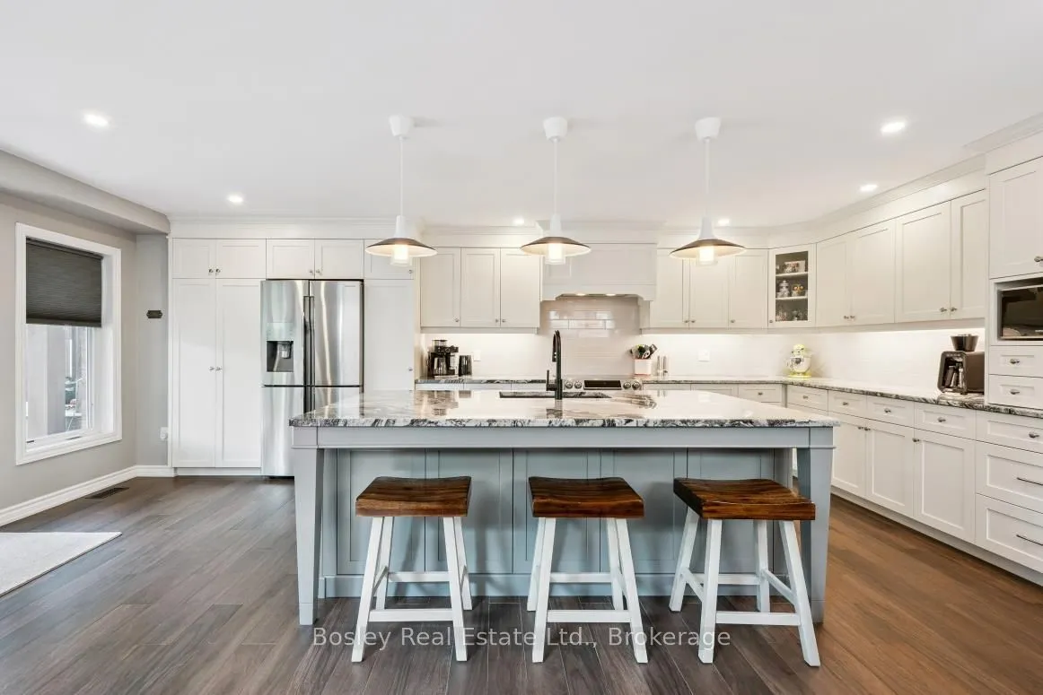 64 Couling Crescent