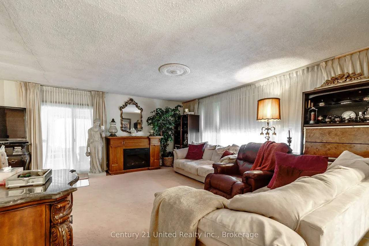 2085 Springwood Road — photo 3