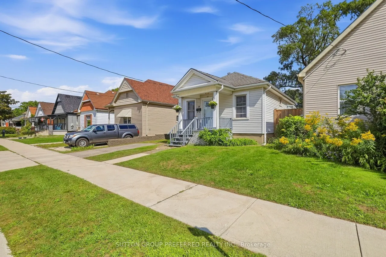 18 Hyla Street — photo 2