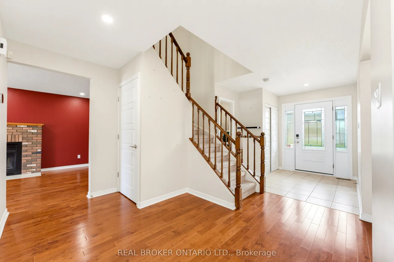 1864 Chaine Court — photo 2