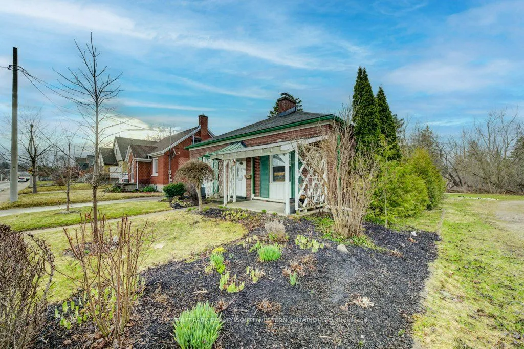 139 Stirling Avenue