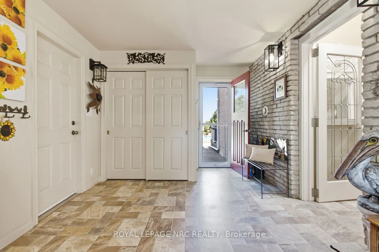 1750 York Road — photo 3