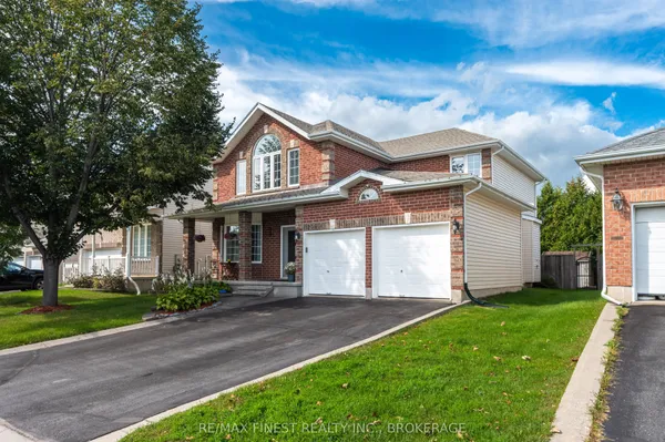 1208 Greenwood Park Drive — photo 2