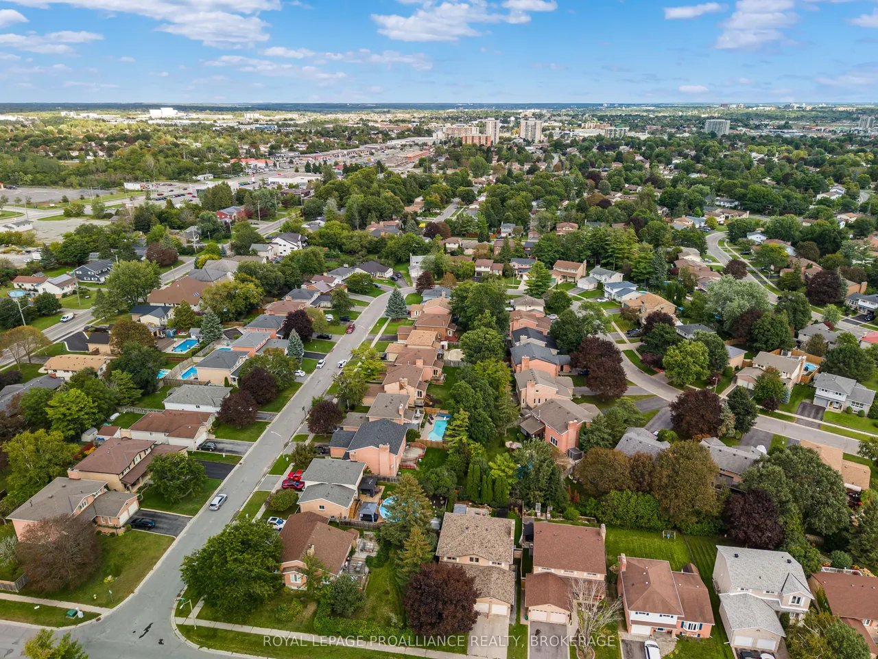 981 Edinborough Crescent — photo 48