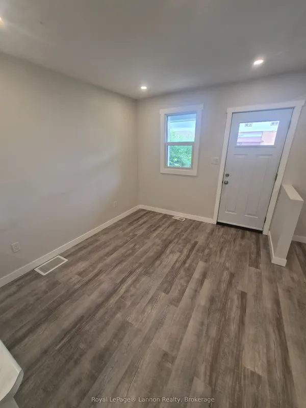 500 Wiley Street — photo 2