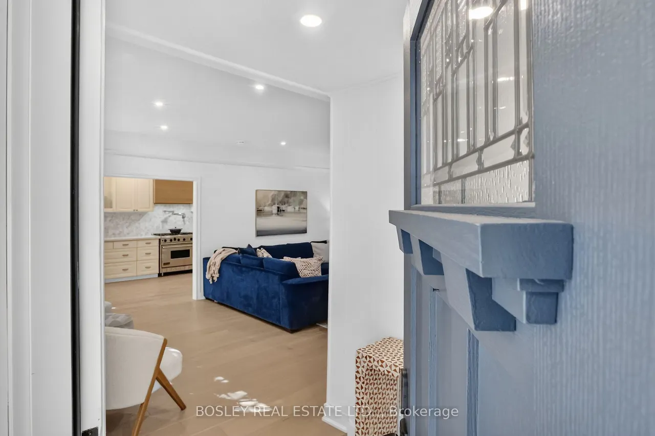 5 Luther Avenue — photo 3