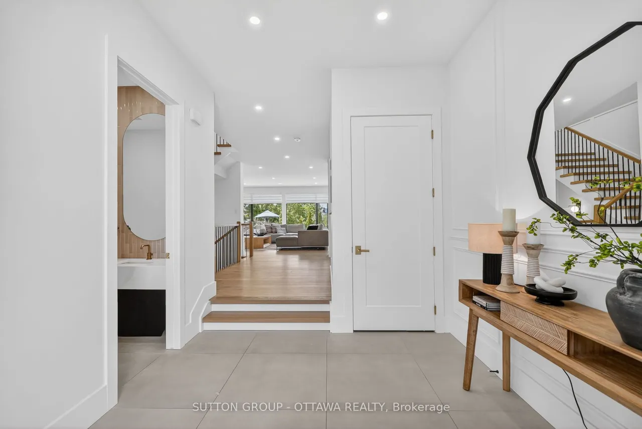 1533 S Rosebella Avenue NW — photo 3