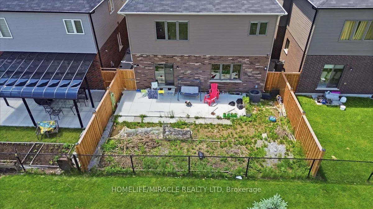 15 Moriarity Drive — photo 43