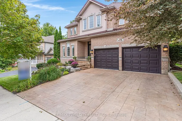 27 Autumn Ridge Trail