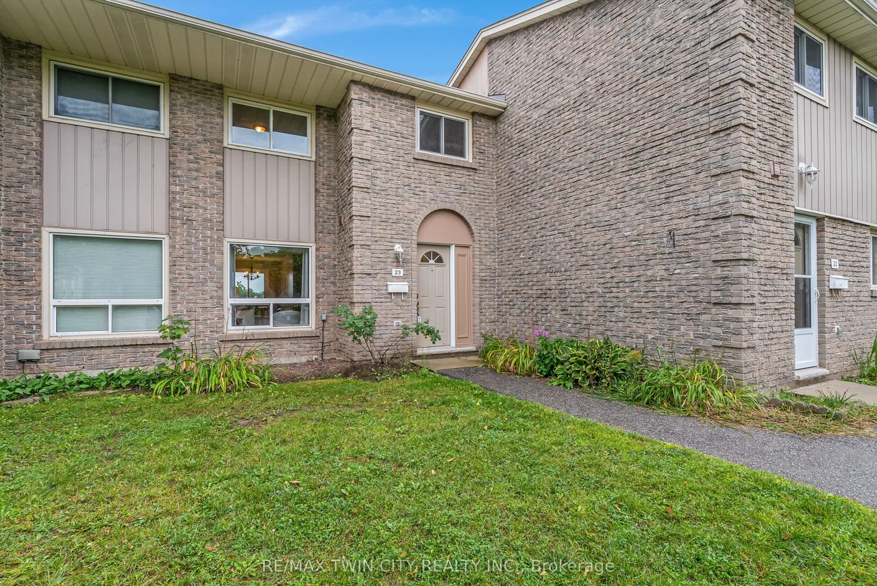 25 Upper Canada Drive — photo 28