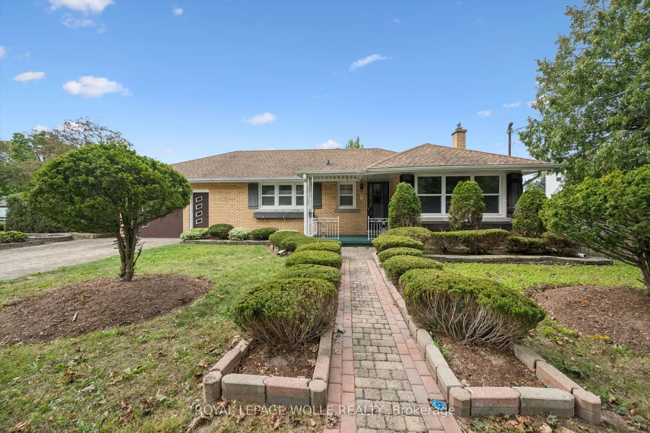 7 Admiral Road — photo 2