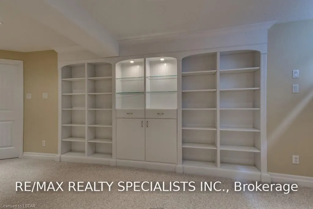 404 South Carriage Way — photo 28