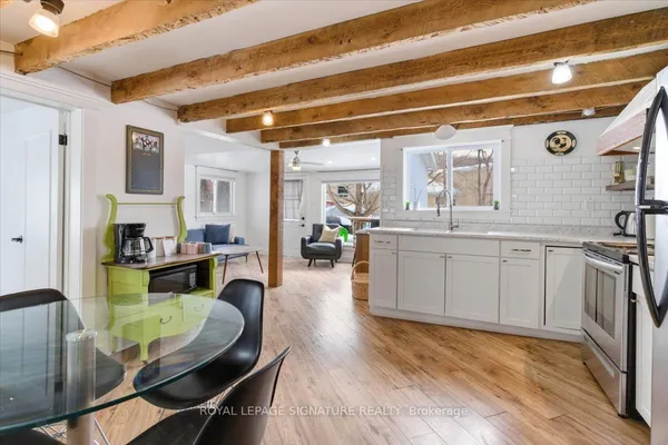 42 York Street — photo 2