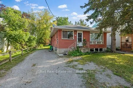 547 Albert Street — photo 45