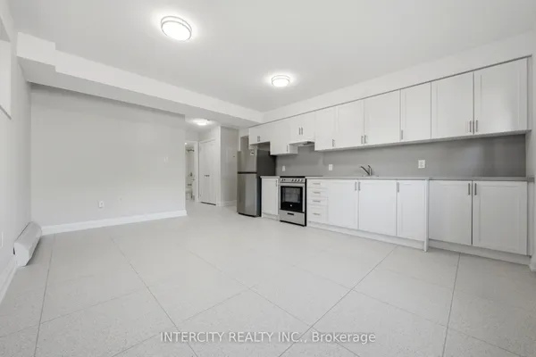 91 Wentworth Street S