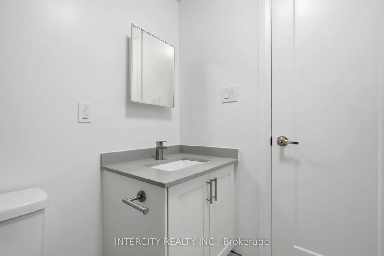 91 Wentworth Street S — photo 6