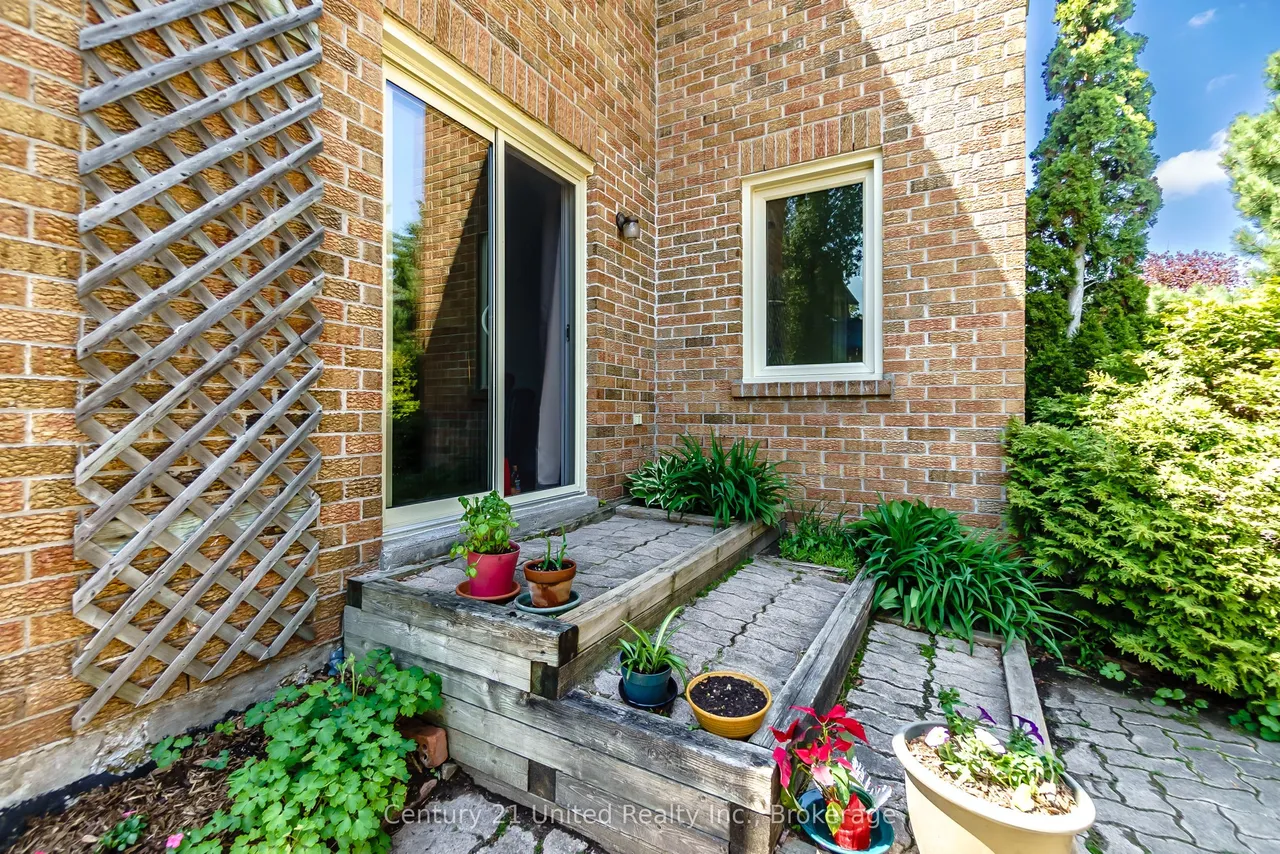 1540 Fair Avenue — photo 50